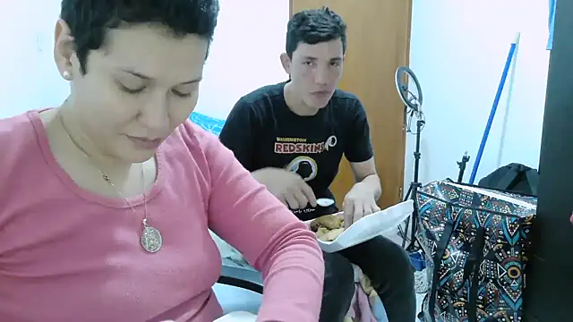 Snapshot of luxandracon23 chatting on January 31, 2026, 7:11 pm luxandracon23 online show from January 31, 2026, 7:11 pm