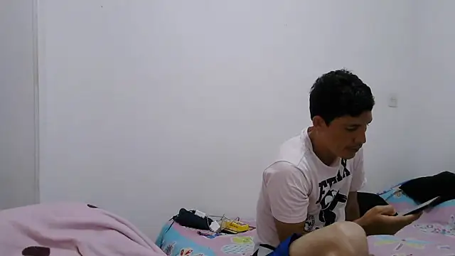 Snapshot of luxandracon23 chatting on February 23, 2026, 1:08 pm luxandracon23 online show from February 23, 2026, 1:08 pm