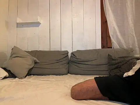 trebord77 online show from February 2, 2026, 8:51 pm