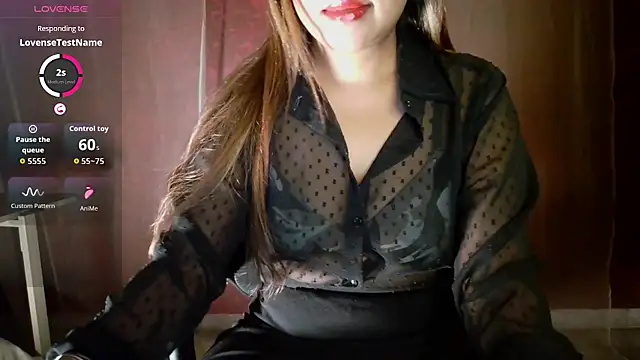 deslisexpriya online show from July 4, 2026, 10:49 pm