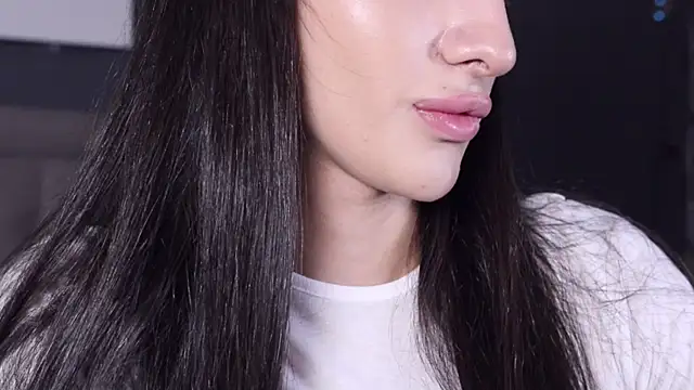 Kim Oberlin  online show from September 20, 2025, 11:22 am