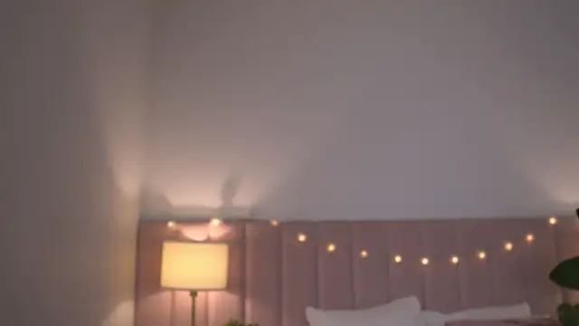 Kim Oberlin  online show from September 28, 2025, 11:15 am