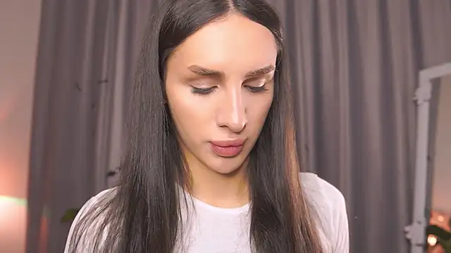 Kim Oberlin  online show from November 2, 2025, 4:09 pm