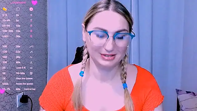 JaneLaJewel online show from November 17, 2025, 8:03 pm