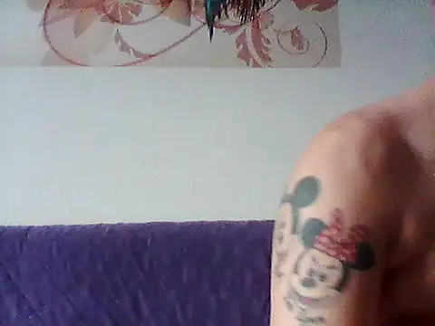 ich411983 online show from April 13, 2026, 8:31 am