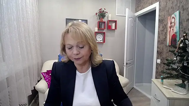 Milla Cutie18 online show from December 23, 2024, 6:55 am