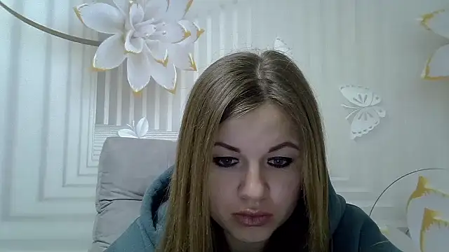 Snapshot of TinaFun4u chatting on February 13, 2025, 8:55 pm TinaFun4u online show from February 13, 2025, 8:55 pm