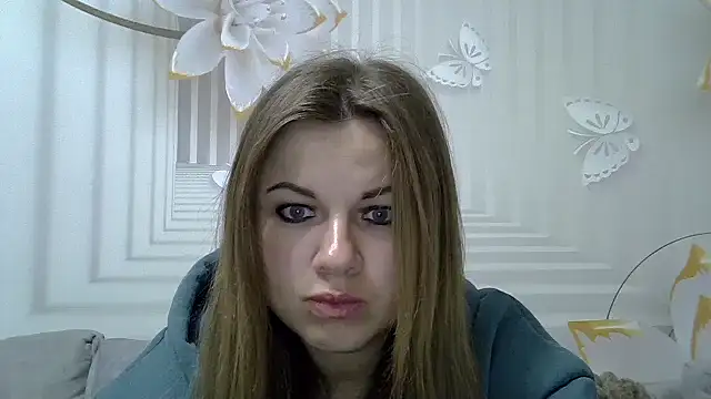 Snapshot of TinaFun4u chatting on March 4, 2025, 8:27 pm TinaFun4u online show from March 4, 2025, 8:27 pm