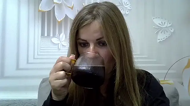 Snapshot of TinaFun4u chatting on September 16, 2025, 7:37 pm TinaFun4u online show from September 16, 2025, 7:37 pm