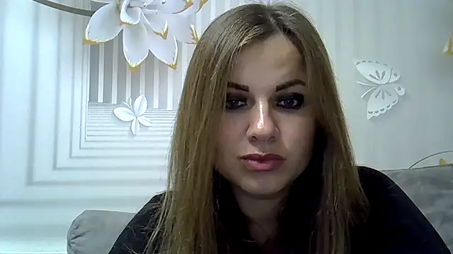 Snapshot of TinaFun4u chatting on November 17, 2025, 8:03 pm TinaFun4u online show from November 17, 2025, 8:03 pm