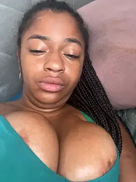 Snapshot of sexyebonyvip1 chatting on January 11, 2025, 4:57 pm sexyebonyvip1 online show from January 11, 2025, 4:57 pm