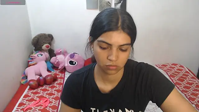 Snapshot of Pocahontas_Princess_ chatting on May 7, 2026, 6:13 pm Pocahontas Princess online show from May 7, 2026, 6:13 pm