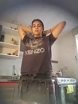 Snapshot of Pocahontas_Princess_ chatting on May 25, 2026, 8:37 pm Pocahontas Princess online show from May 25, 2026, 8:37 pm