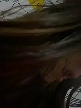 girl anni online show from February 7, 2025, 1:25 am