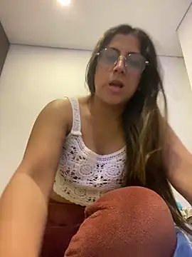 girl anni online show from March 10, 2025, 1:12 am