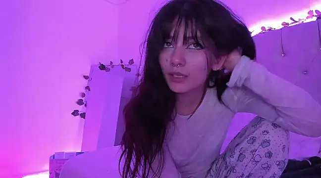 Snapshot of Sakito_Tokio chatting on December 13, 2024, 3:49 am Sakito Tokio online show from December 13, 2024, 3:49 am