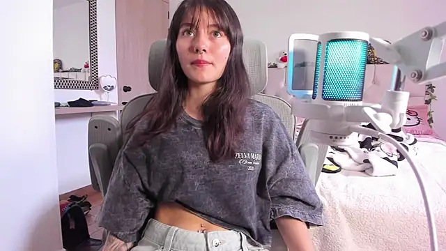 Snapshot of Sakito_Tokio chatting on October 30, 2025, 4:52 pm Sakito Tokio online show from October 30, 2025, 4:52 pm