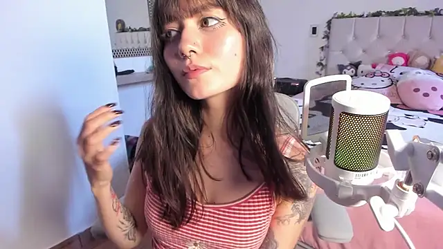 Snapshot of Sakito_Tokio chatting on November 7, 2025, 6:41 pm Sakito Tokio online show from November 7, 2025, 6:41 pm