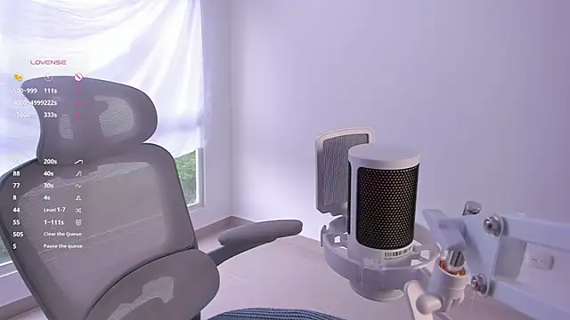 Snapshot of Sakito_Tokio chatting on December 18, 2025, 7:42 pm Sakito Tokio online show from December 18, 2025, 7:42 pm