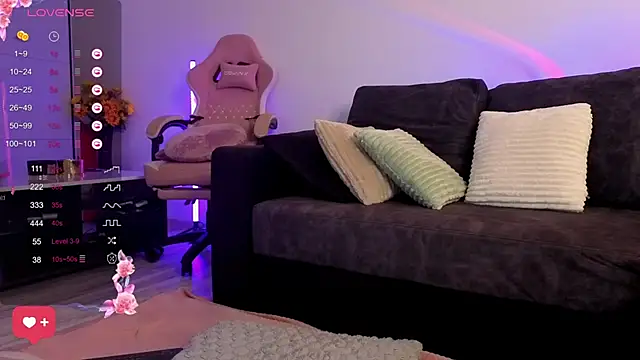 KimSkyex online show from March 3, 2026, 2:23 pm