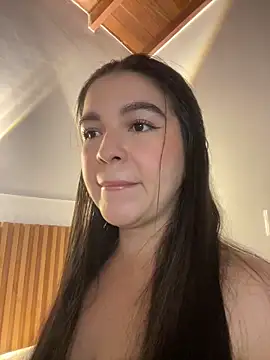 Blancanievess online show from April 29, 2026, 3:32 am