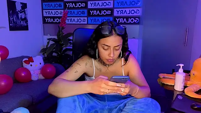 Lovely celeste online show from February 15, 2026, 9:19 am