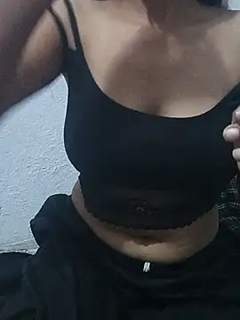 Snapshot of CuteMannaat chatting on July 31, 2026, 5:45 pm CuteMannaat online show from July 31, 2026, 5:45 pm