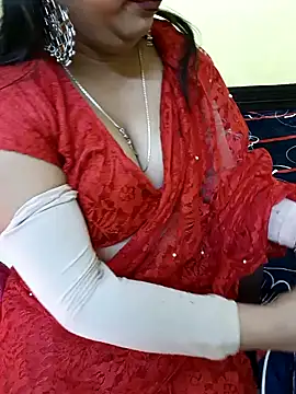 Snapshot of Simran-Kudi chatting on January 13, 2025, 6:06 am Simran-Kudi online show from January 13, 2025, 6:06 am