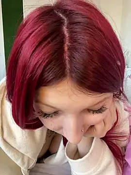 Alissa kiss online show from January 8, 2025, 1:31 pm