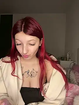 Alissa kiss online show from January 8, 2025, 4:33 pm