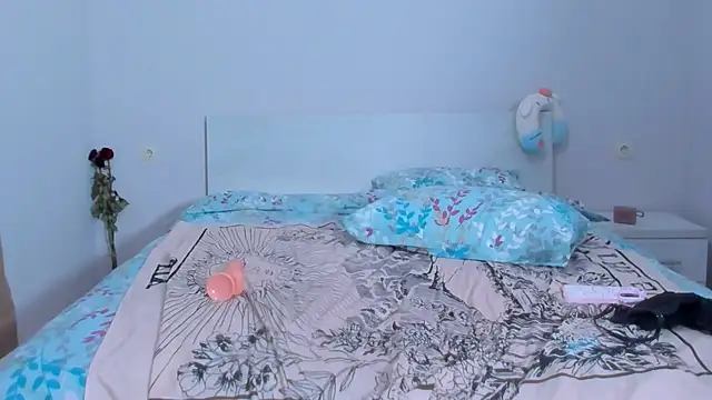 Shadow Strik online show from December 18, 2024, 3:55 pm