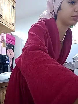 Snapshot of isabella048 chatting on September 26, 2025, 12:47 am isabella048 online show from September 26, 2025, 12:47 am