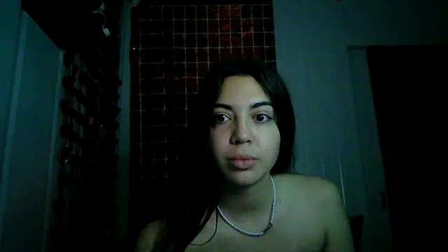 Snapshot of isabella048 chatting on October 7, 2025, 5:04 am isabella048 online show from October 7, 2025, 5:04 am