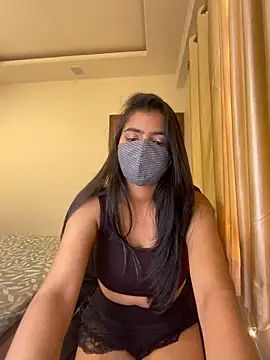 Emmy kapoor online show from January 6, 2025, 8:39 pm