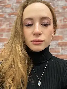  AngelMoon  online show from October 17, 2025, 3:42 am