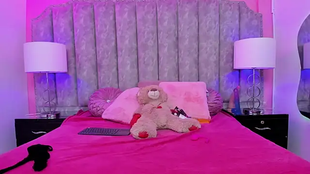 CoralHarmon online show from February 22, 2025, 3:47 pm