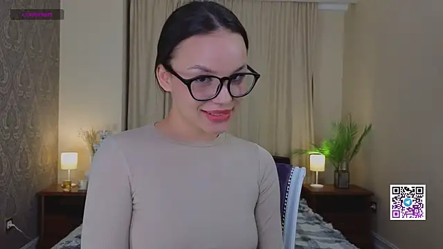 Snapshot of UdelaAshfield chatting on February 3, 2025, 7:42 pm UdelaAshfield online show from February 3, 2025, 7:42 pm