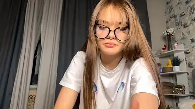 BlissDodd online show from October 1, 2025, 6:47 pm