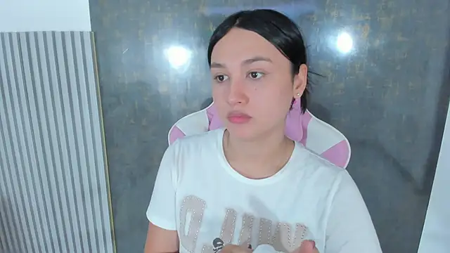 lana boomer online show from March 31, 2026, 8:09 pm