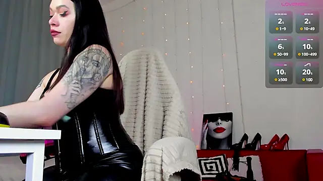 Vanessa Ives  online show from March 19, 2025, 5:52 am