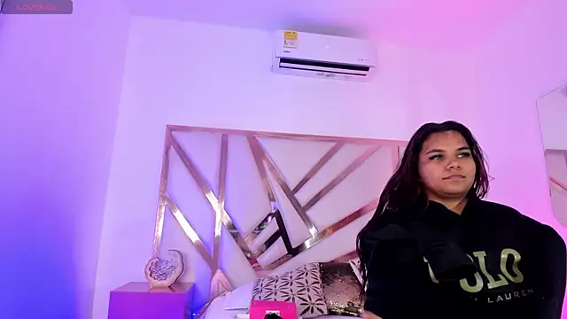 Snapshot of Carolina_Evanss chatting on March 16, 2025, 3:25 am Carolina Evanss online show from March 16, 2025, 3:25 am