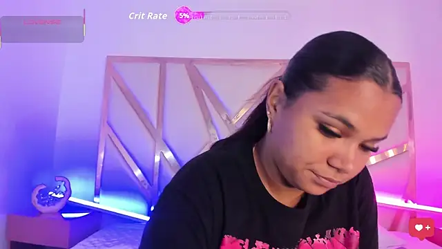 Snapshot of Carolina_Evanss chatting on October 18, 2025, 11:44 am Carolina Evanss online show from October 18, 2025, 11:44 am