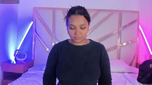 Snapshot of Carolina_Evanss chatting on November 14, 2025, 11:31 am Carolina Evanss online show from November 14, 2025, 11:31 am