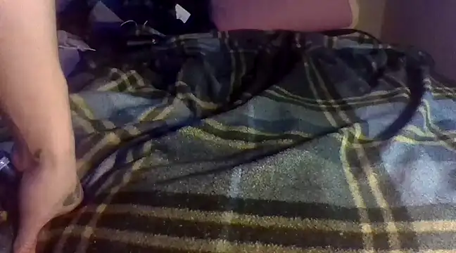 Snapshot of ATwinkie chatting on February 21, 2025, 10:17 am ATwinkie online show from February 21, 2025, 10:17 am