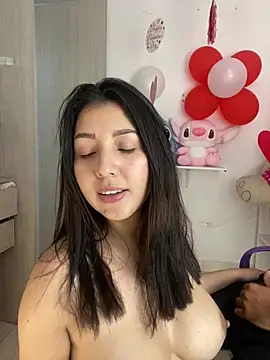 Snapshot of licky_lu chatting on February 14, 2025, 5:51 am licky lu online show from February 14, 2025, 5:51 am