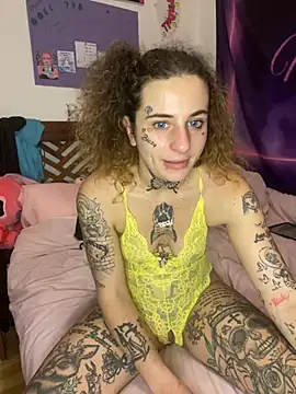 BlazyKitsune- online show from January 27, 2025, 2:35 pm