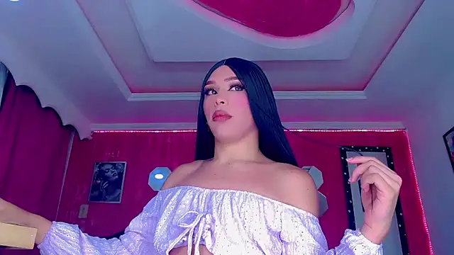 TiffanyMackensyy online show from November 25, 2025, 2:22 am