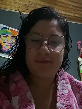 Lia mar moon online show from February 24, 2026, 3:26 am