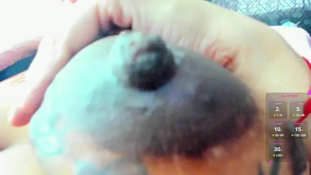 Venus Blackk online show from February 15, 2025, 9:26 pm