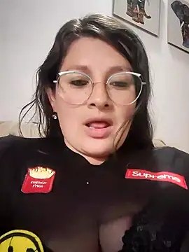 Neve Collins online show from December 14, 2024, 4:12 am